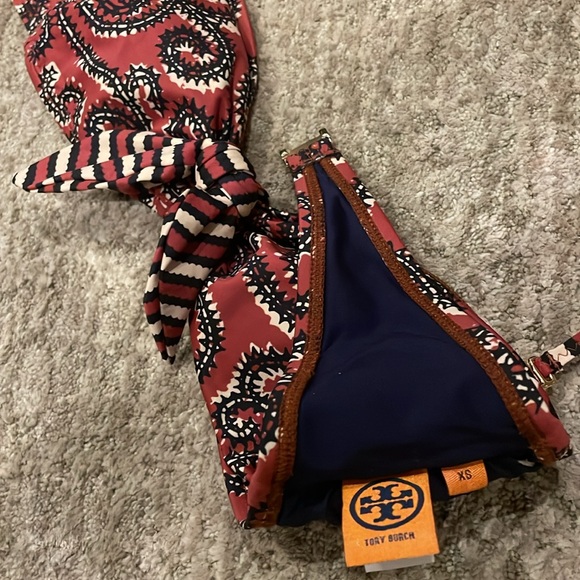 Mix & match Tory Burch like-new w/o tags size xs & s - Picture 6 of 7